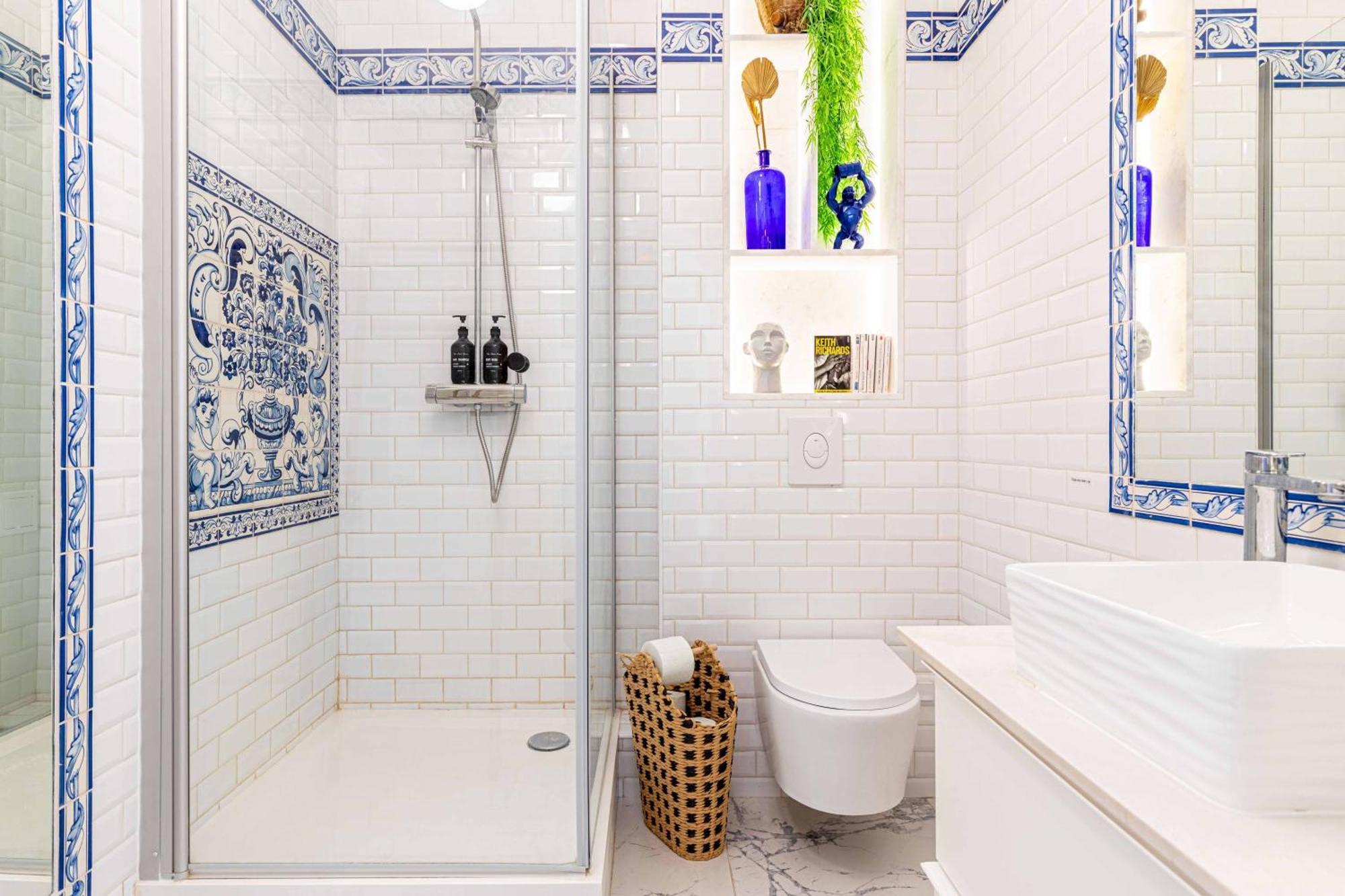 Grand & Classy Apartment With Private Garden, Villa Des Ammonites Мьодон Екстериор снимка